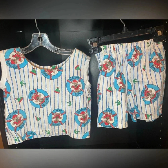 Handmade 1980s outfit White outfit with blue boating bouy saying "Boating Bear" - Picture 1 of 5